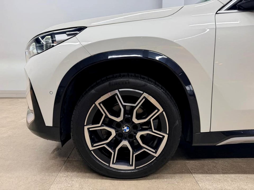 Photo 7 of 13