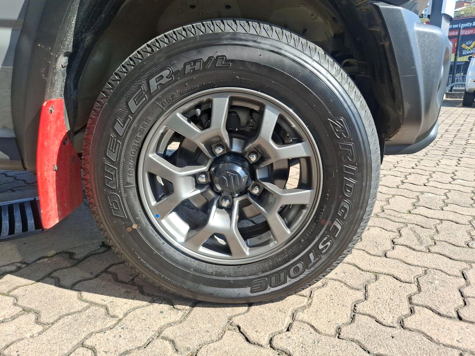 Photo 14 of 20