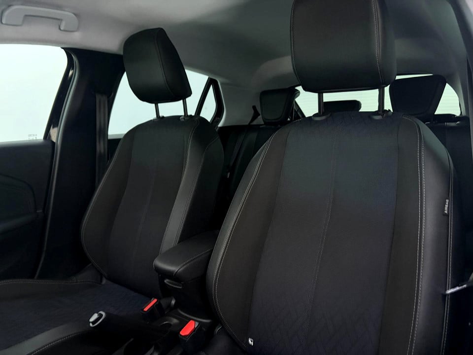 Photo 9 of 30