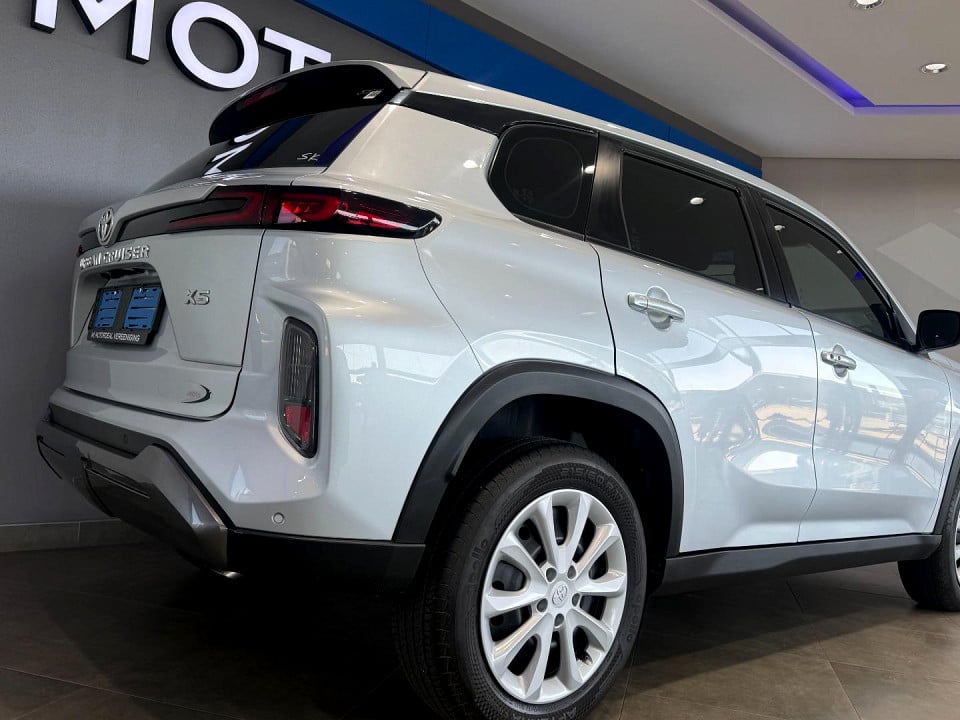 Photo 8 of 22