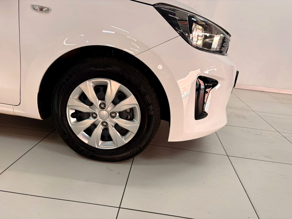Photo 8 of 20