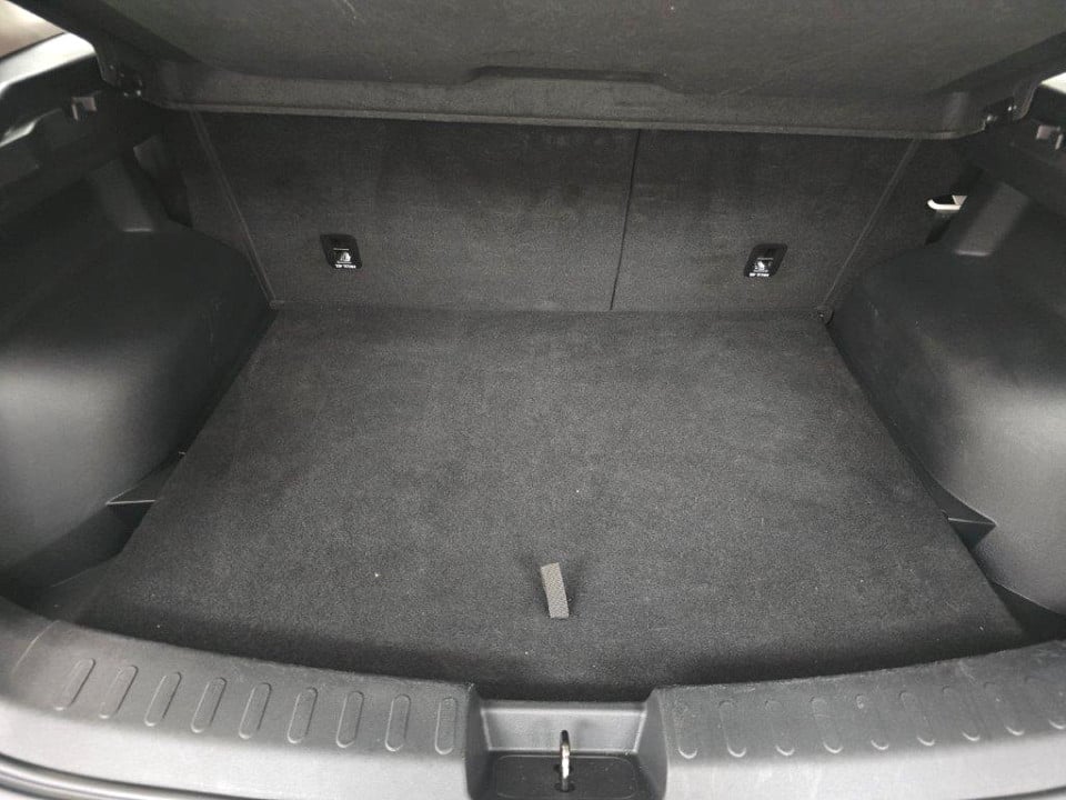Photo 8 of 18