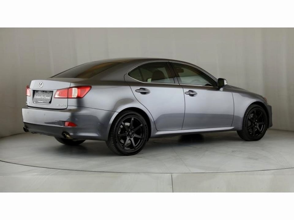 Photo 7 of 29