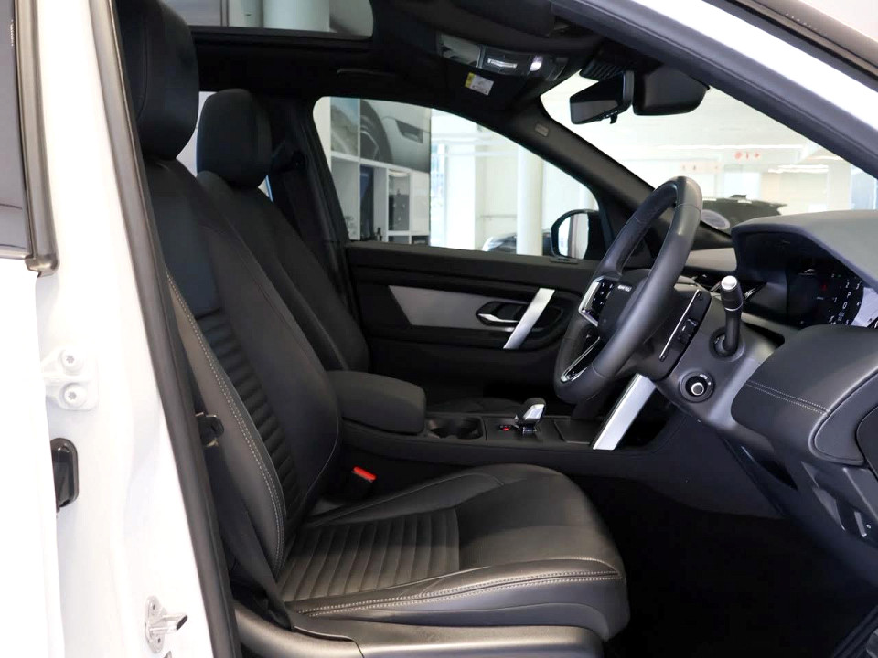 Photo 14 of 21