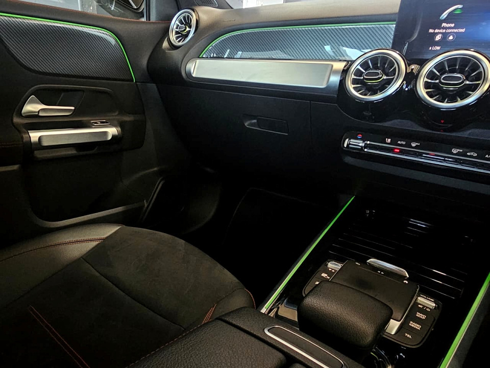 Photo 2 of 18