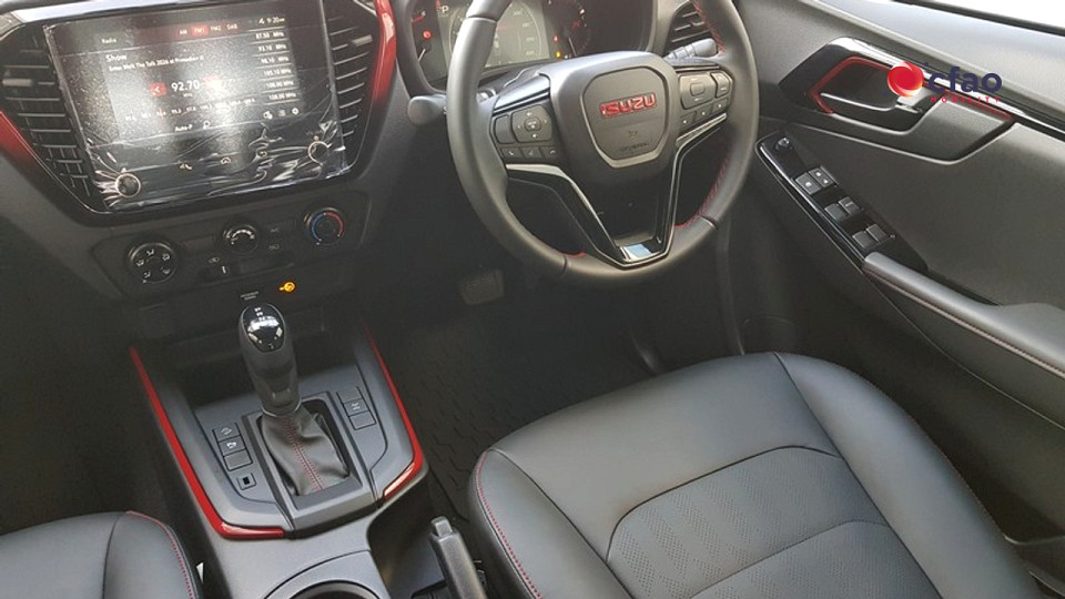 Photo 9 of 17