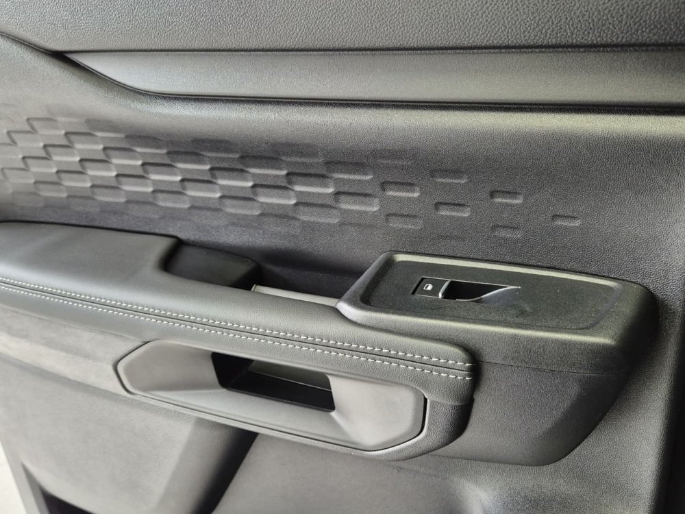 Photo 17 of 20