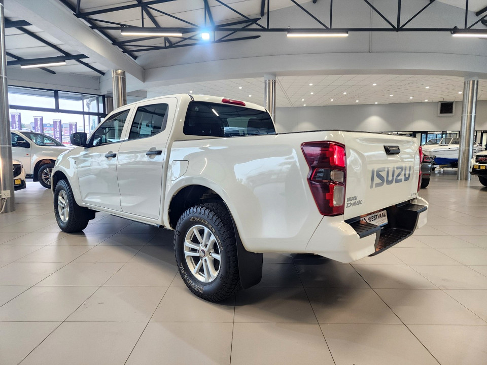Photo 6 of 17