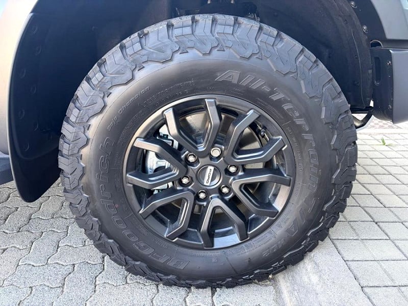Photo 19 of 21