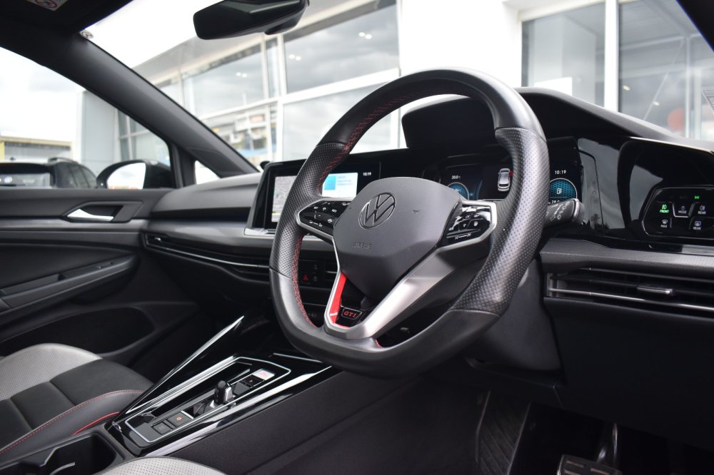 Photo 15 of 39