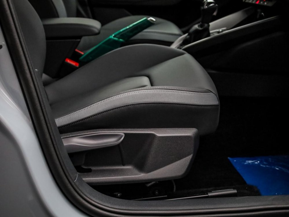 Photo 8 of 24