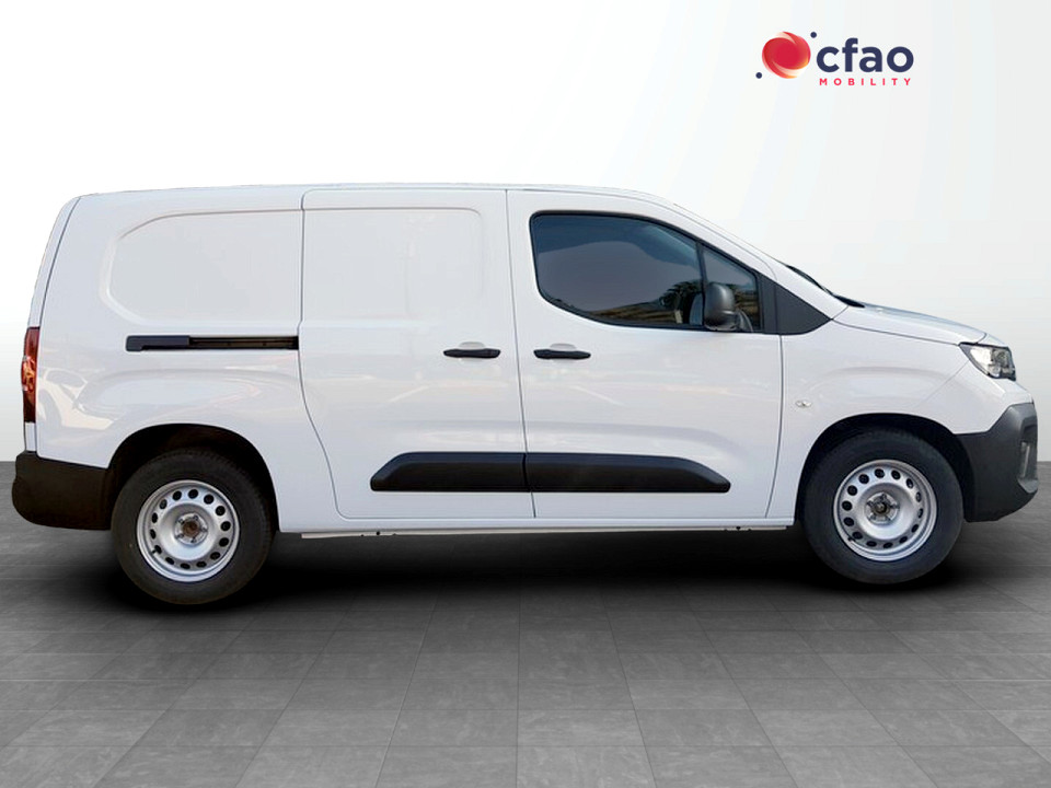 Photo 3 of 20