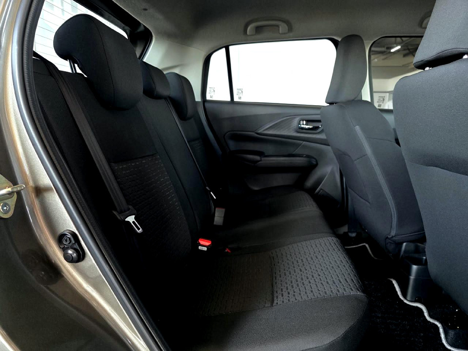 Photo 21 of 23
