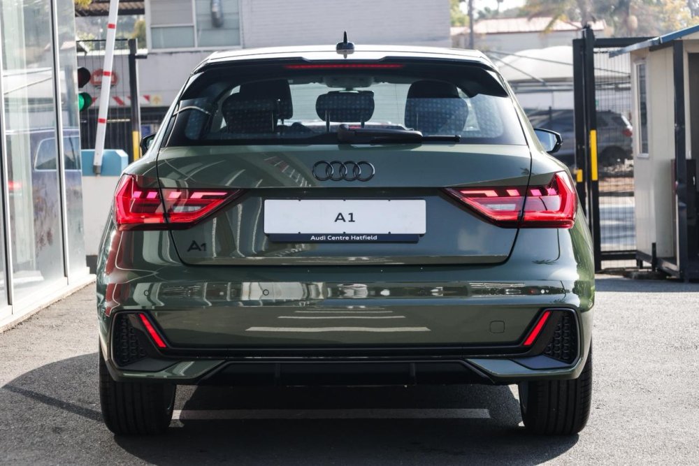 Photo 10 of 21
