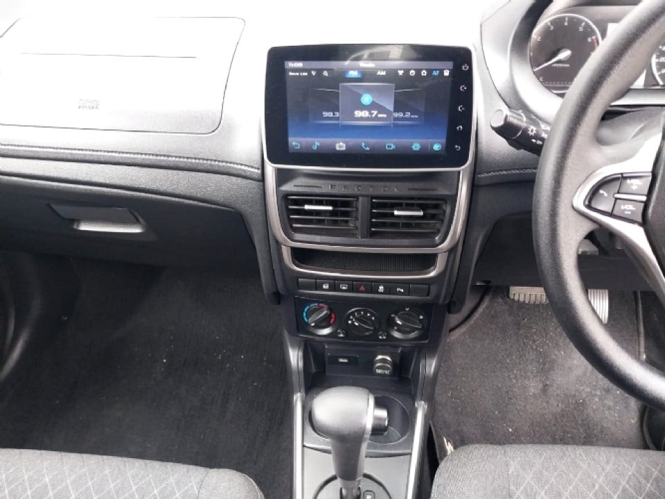 Photo 5 of 9