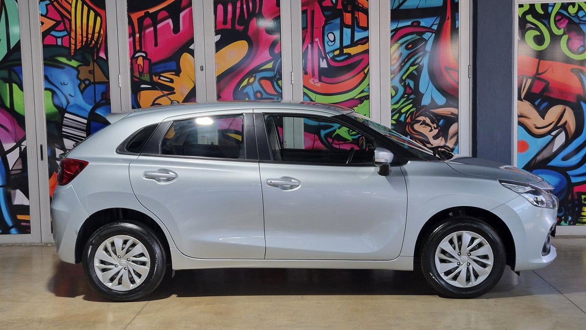 Photo 2 of 17