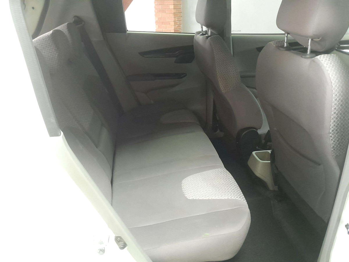 Photo 12 of 20