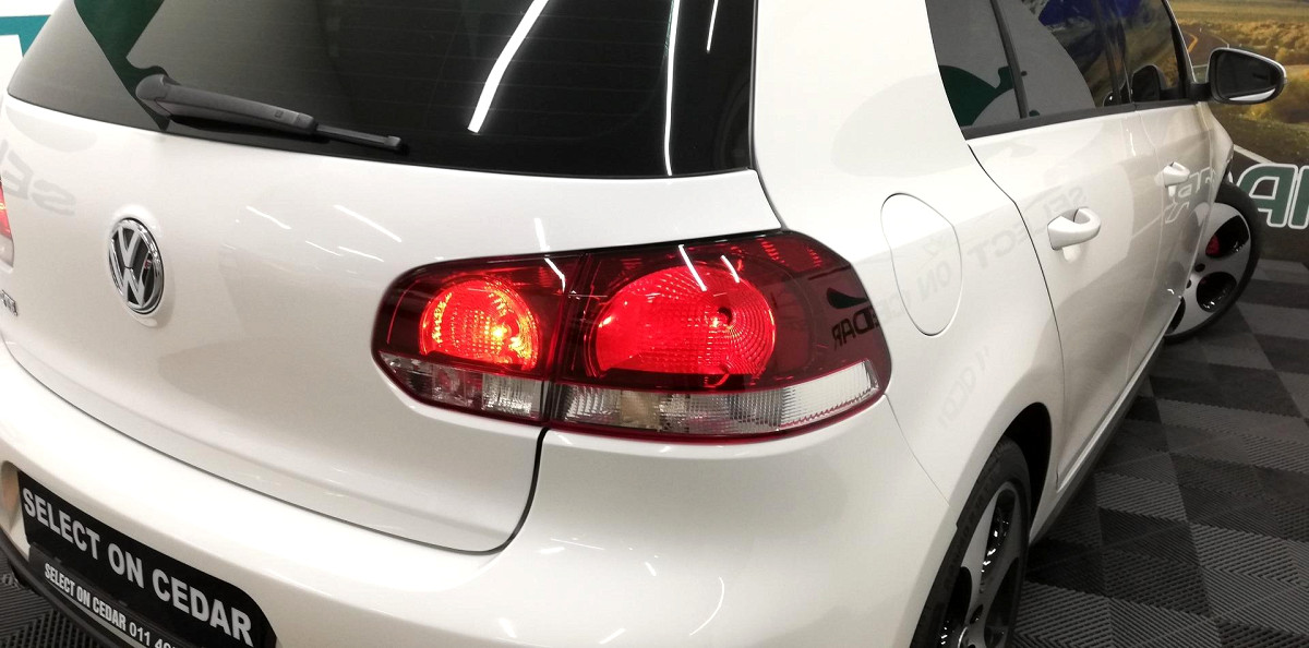 Photo 27 of 30