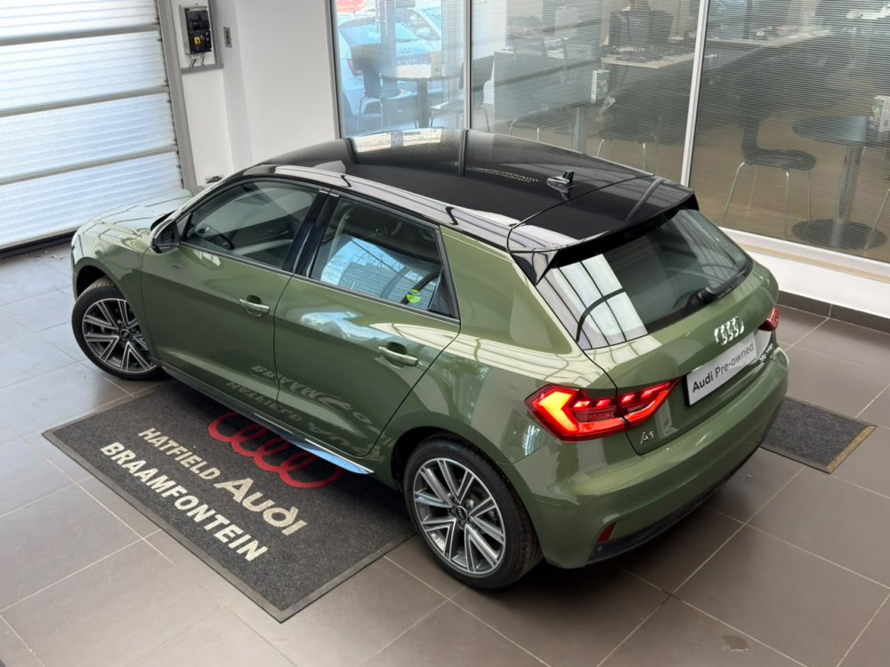 Photo 16 of 29