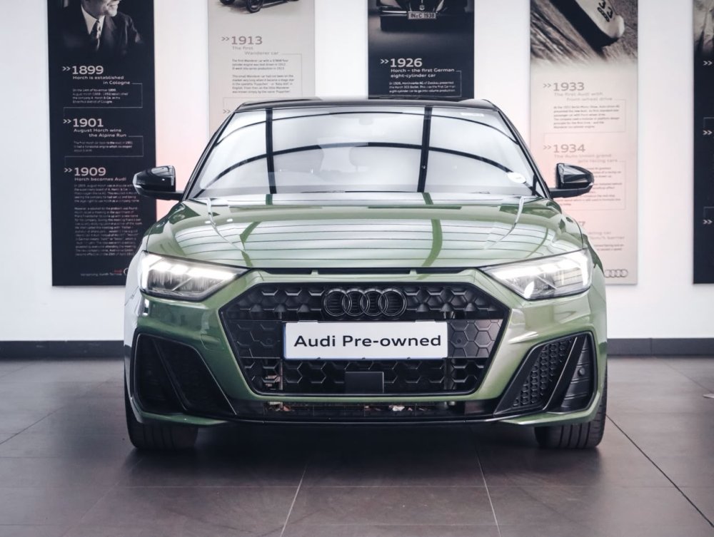 Photo 4 of 24