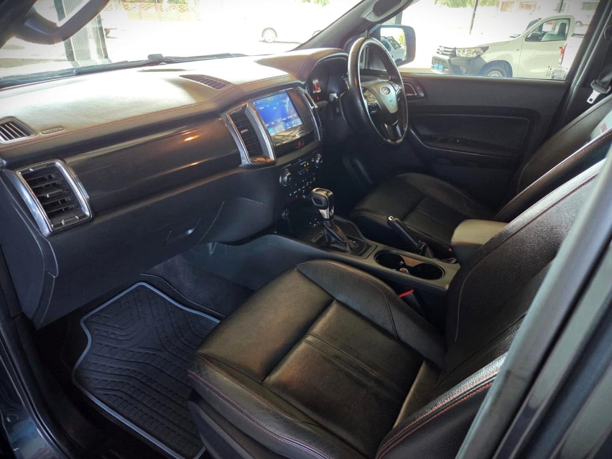 Photo 10 of 12