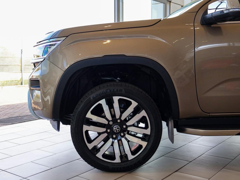Photo 7 of 31