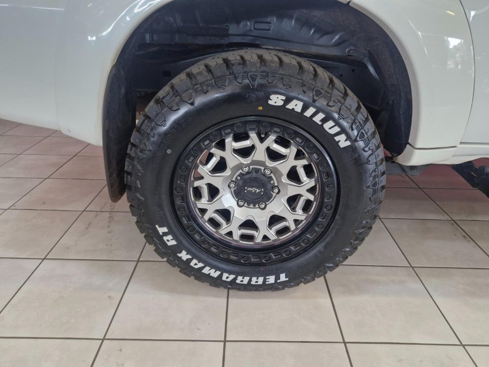 Photo 10 of 26