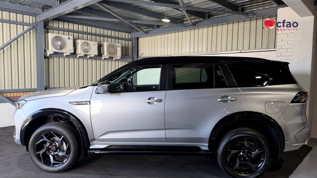 Photo 5 of 21