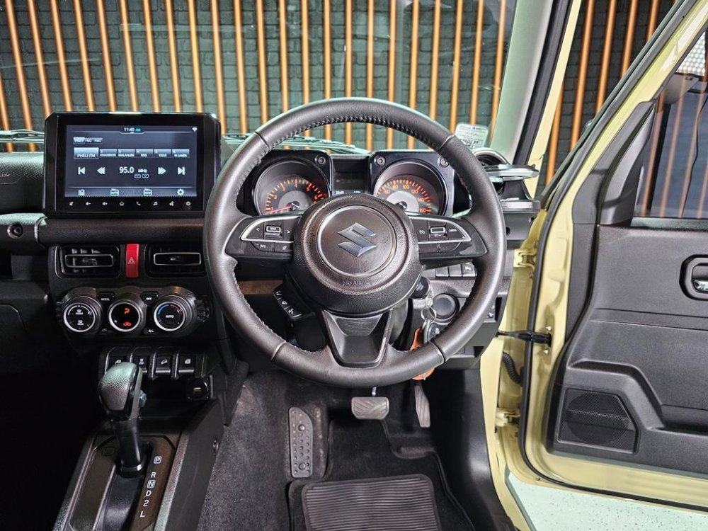 Photo 9 of 29