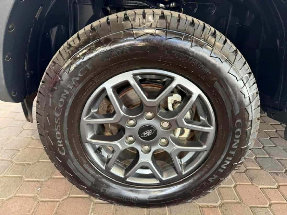 Photo 6 of 18
