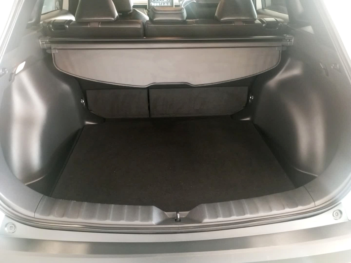 Photo 20 of 21