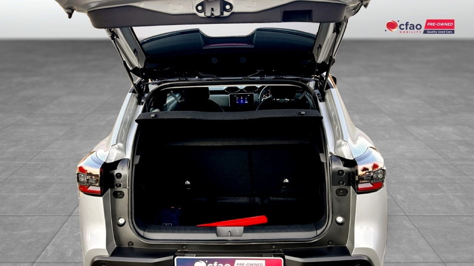 Photo 6 of 18