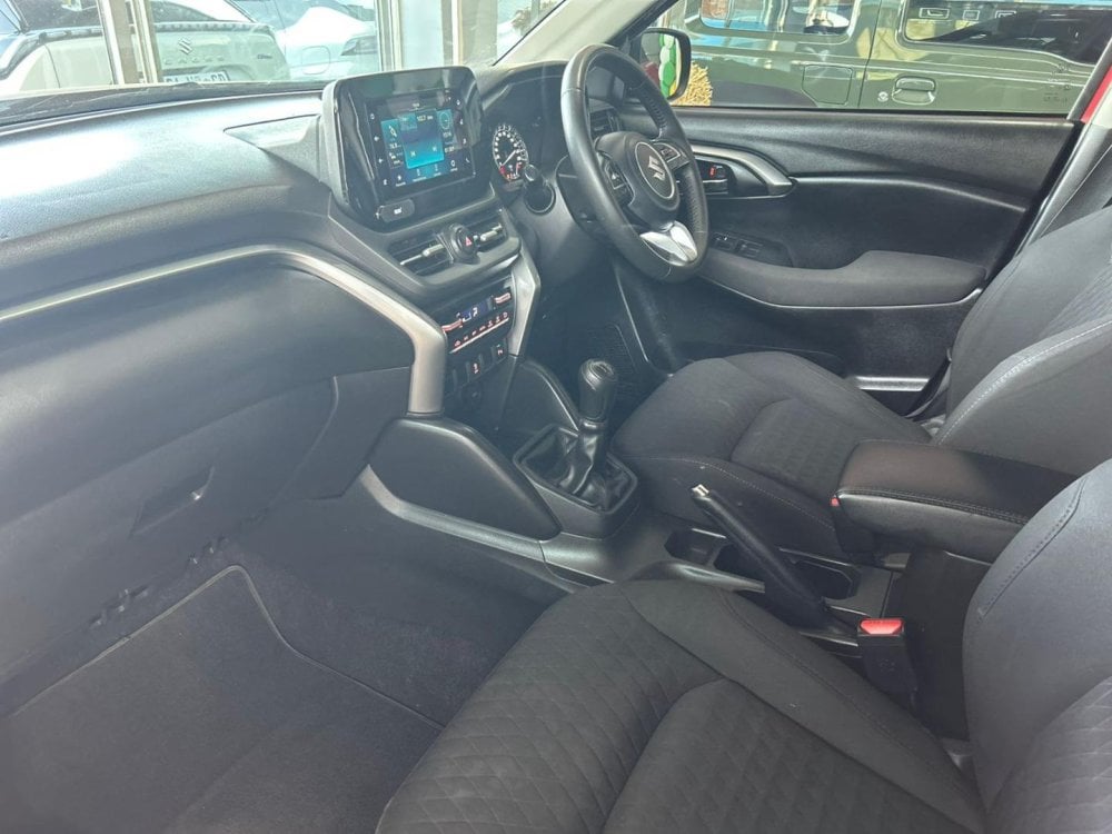 Photo 11 of 13