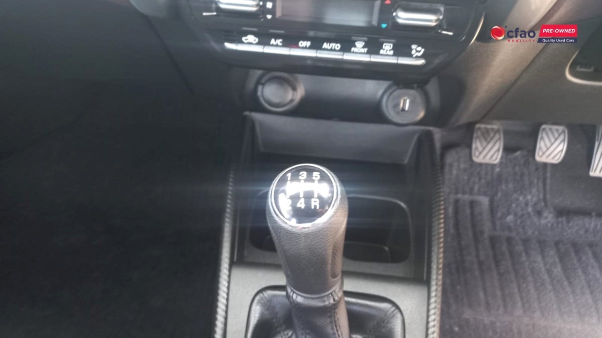 Photo 14 of 21