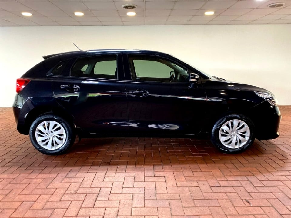 Photo 5 of 9