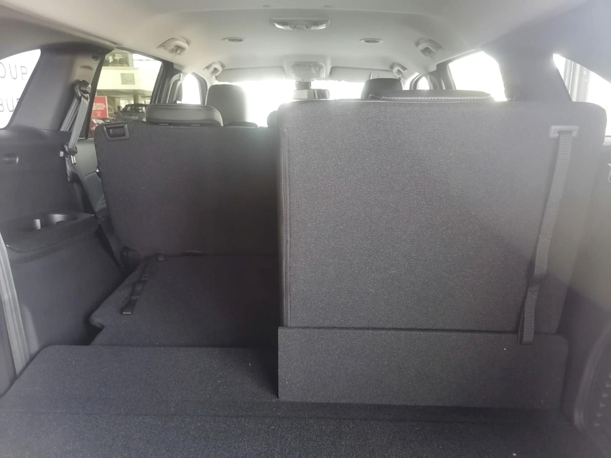 Photo 10 of 26