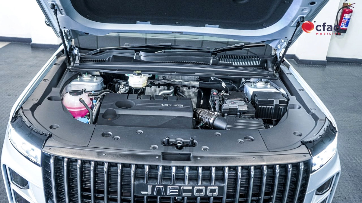 Photo 3 of 24