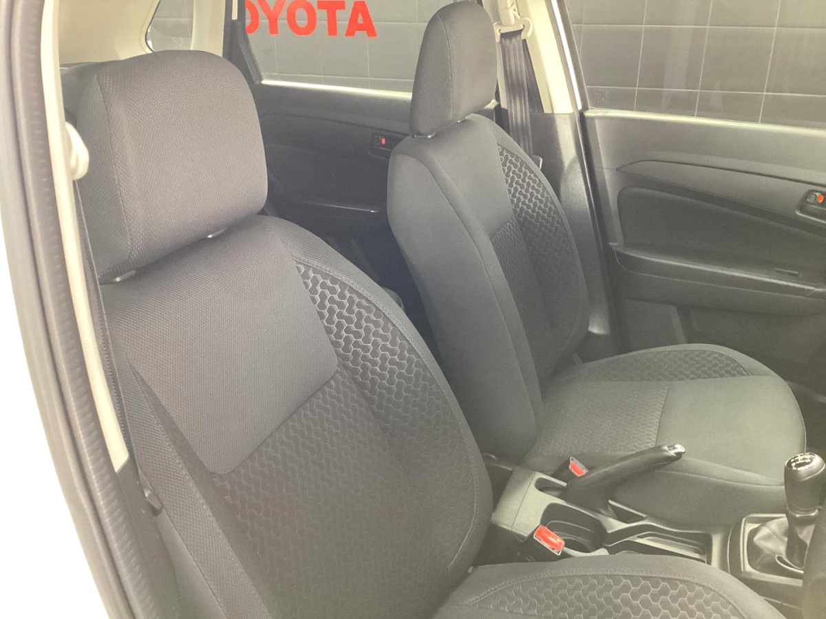 Photo 11 of 23