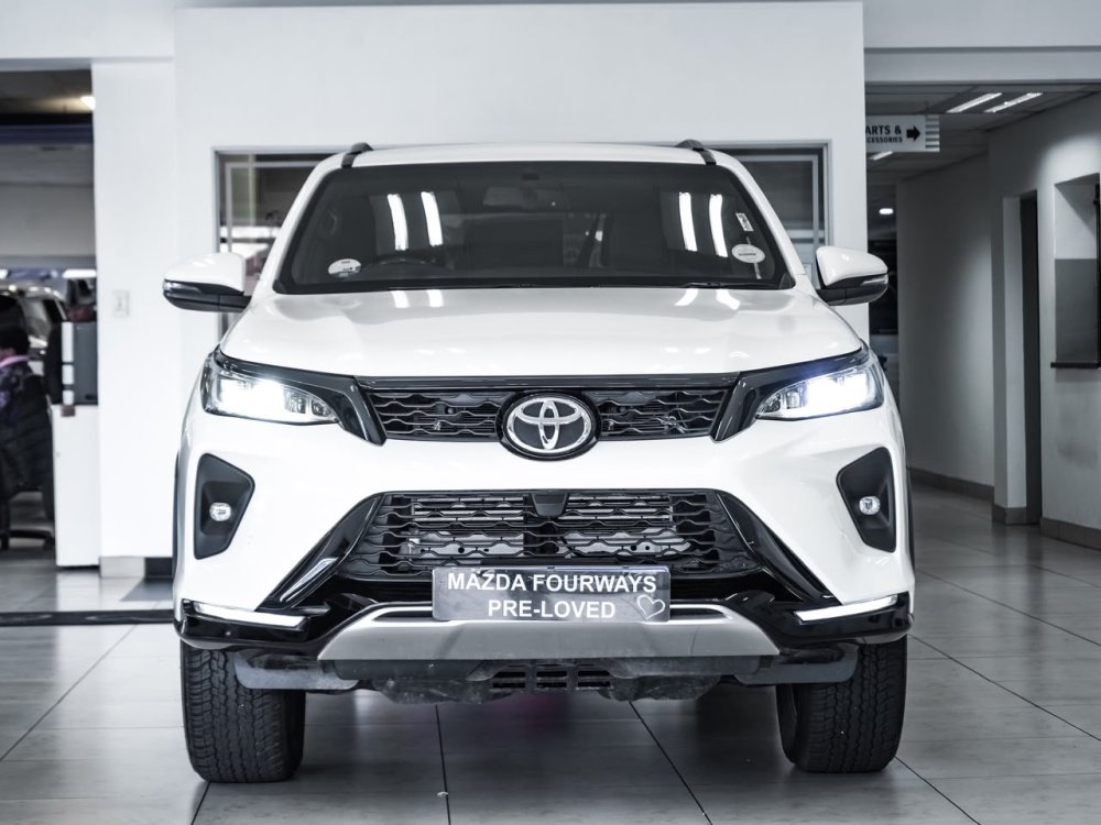 Photo 4 of 24