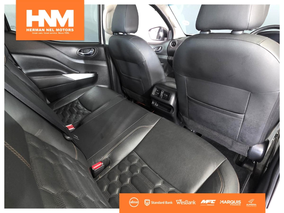 Photo 12 of 17