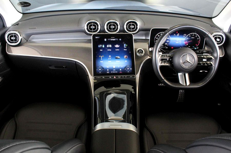 Photo 18 of 24