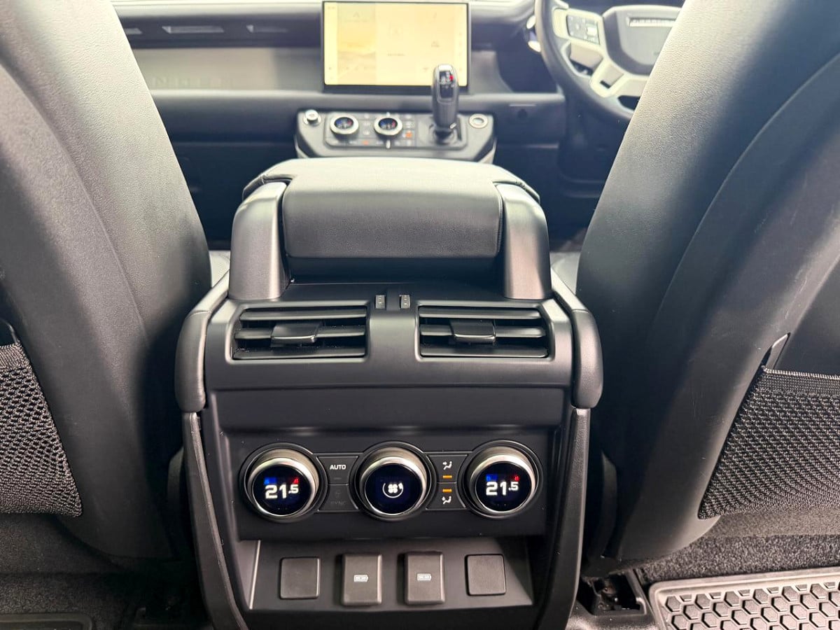 Photo 10 of 20