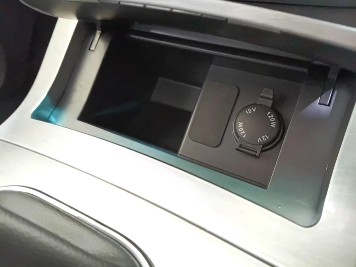 Photo 23 of 28