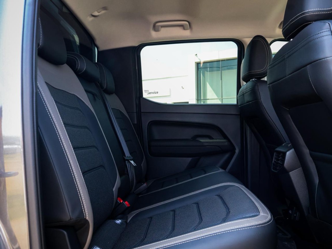 Photo 12 of 19