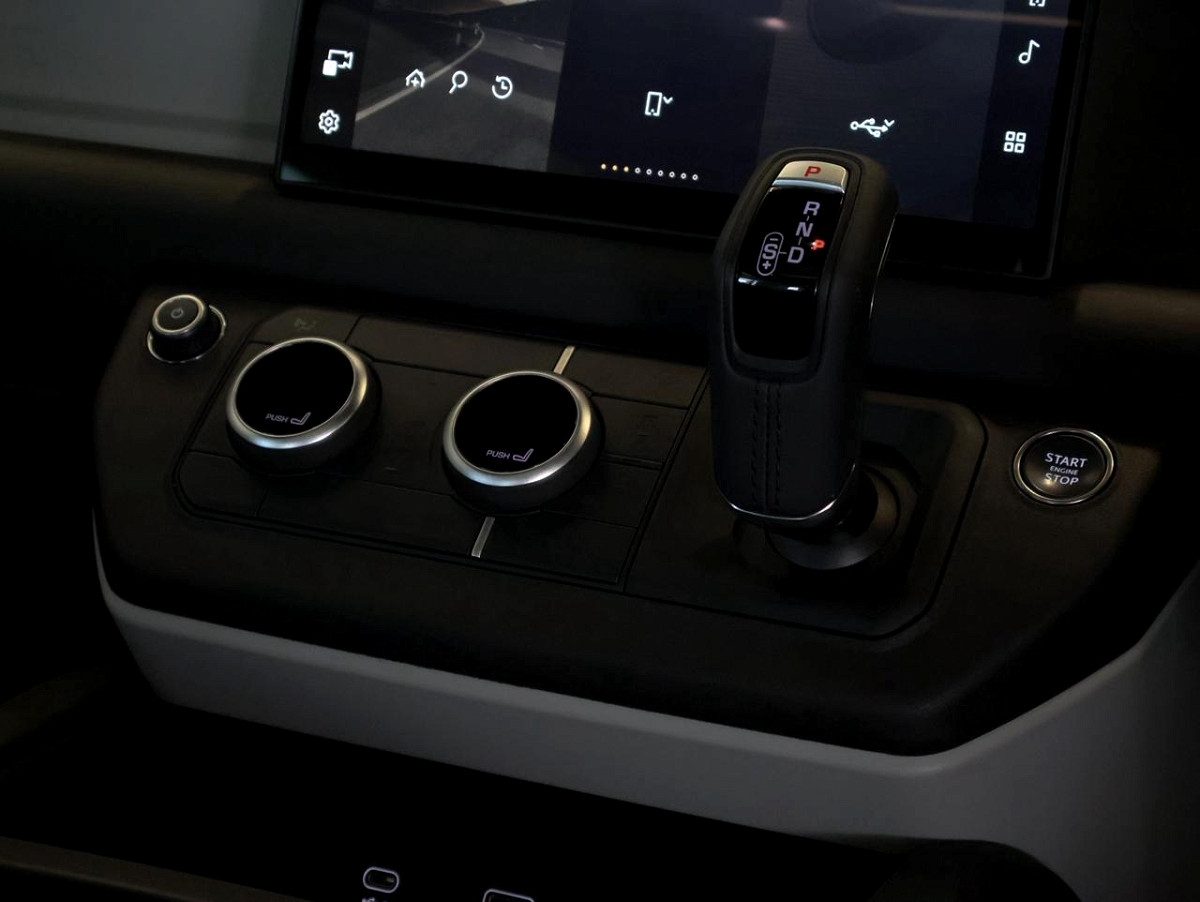 Photo 25 of 30