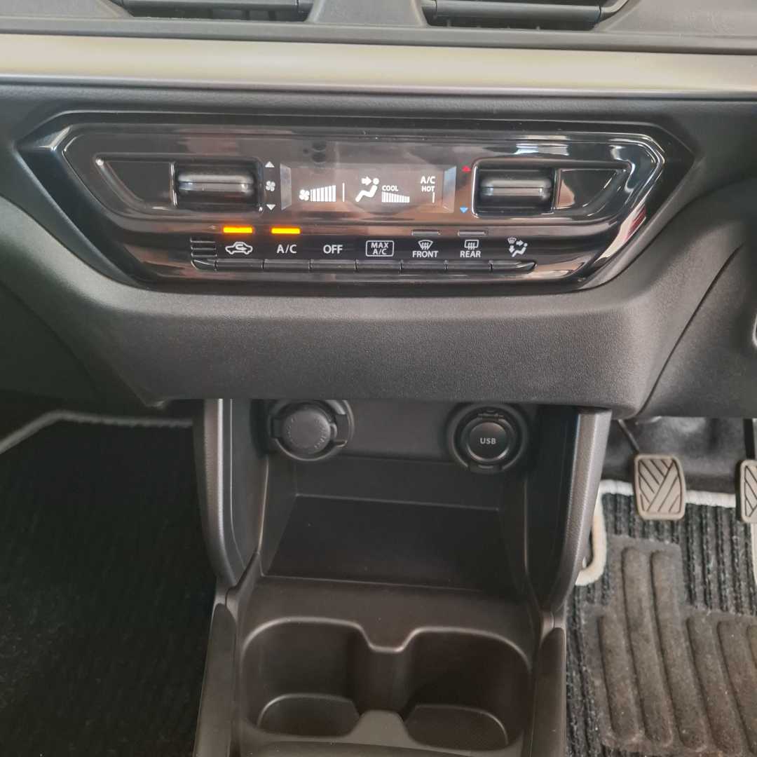 Photo 22 of 25