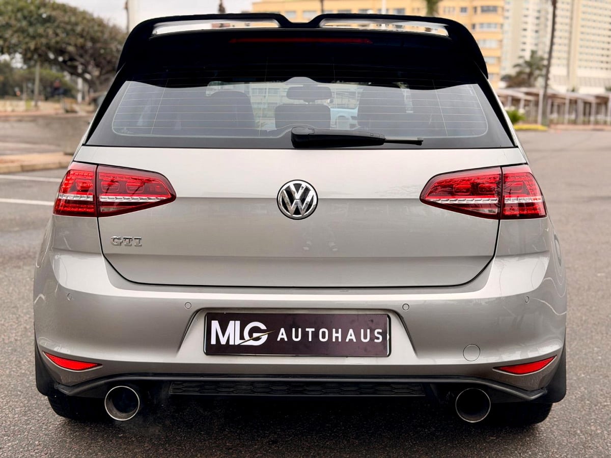 Photo 6 of 12