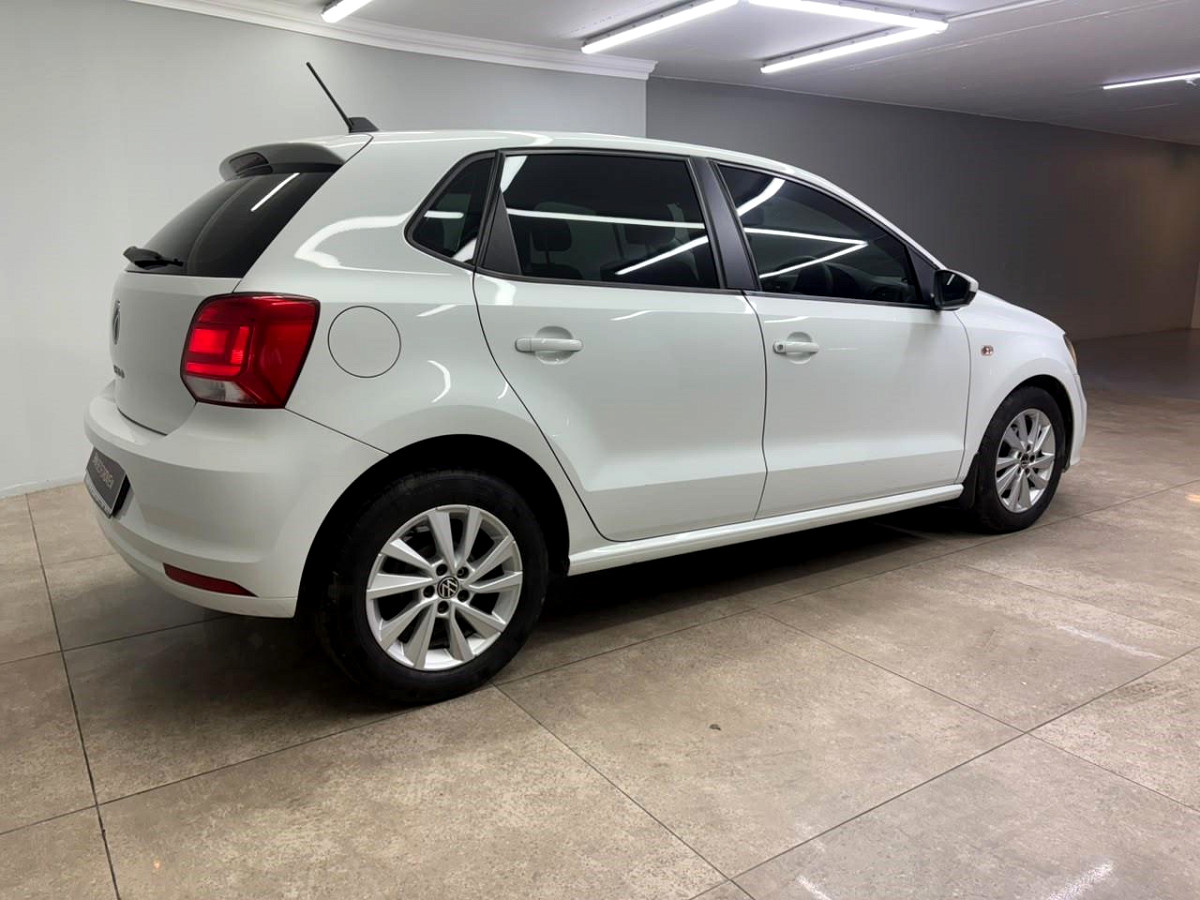Photo 4 of 9