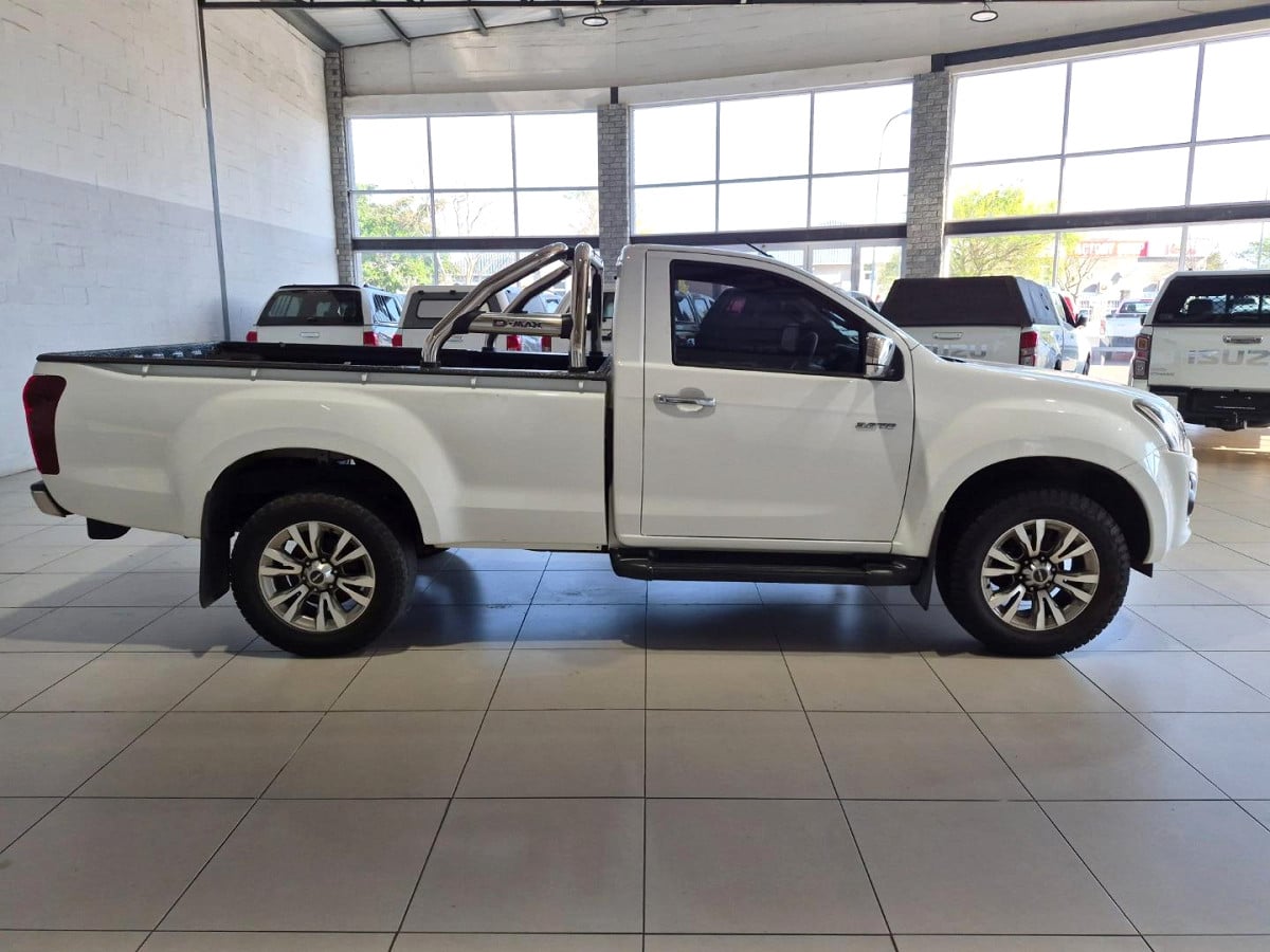 Photo 7 of 18