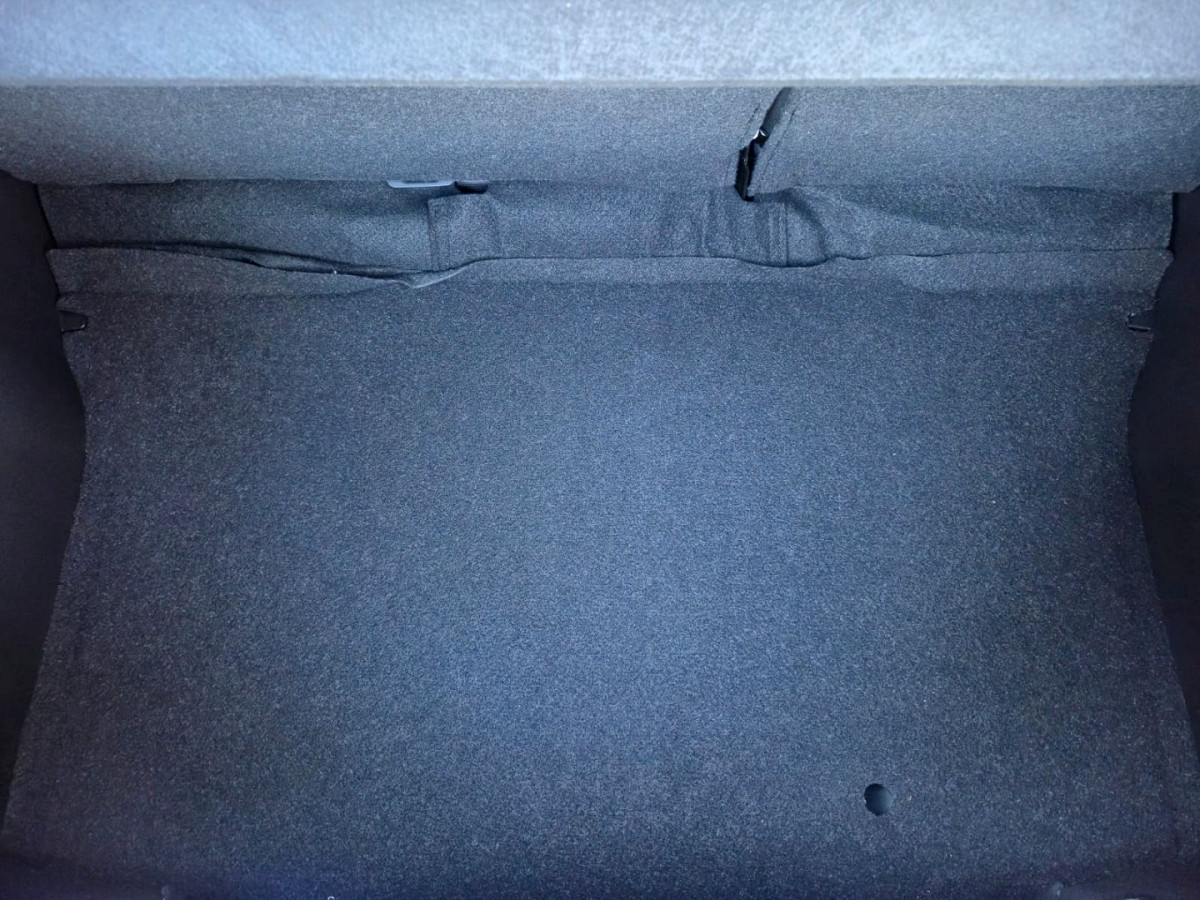 Photo 12 of 18